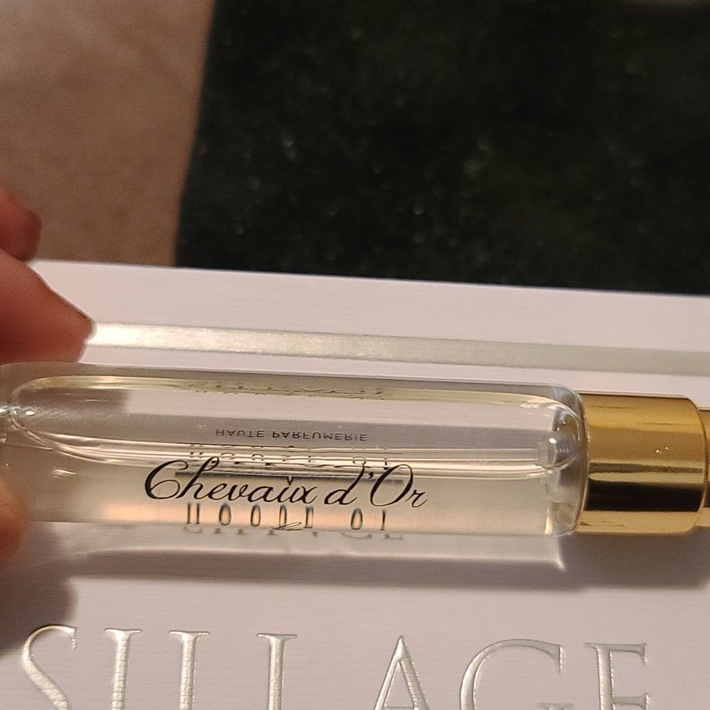 Chevaux d'Or by House Of Sillage purse spray